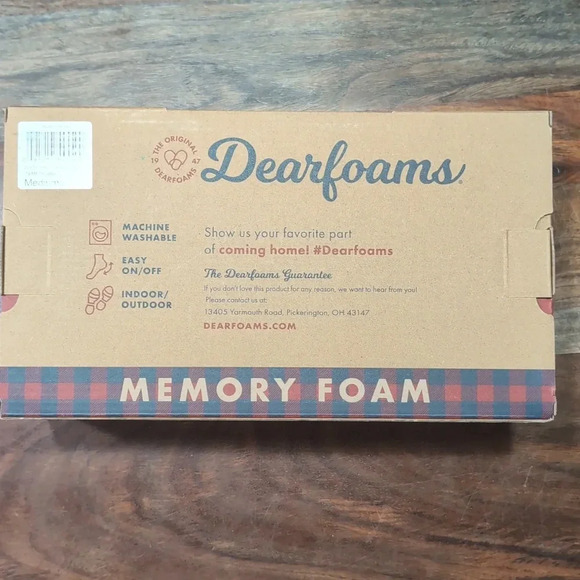 Dearfoams with Memory Foam Slippers - Picture 3 of 3